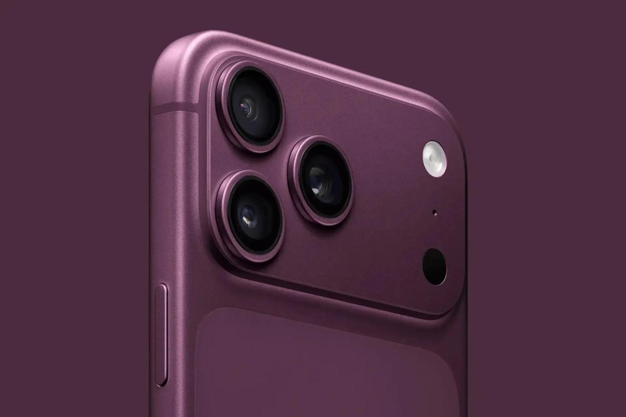 Gros plan d’un iPhone violet
